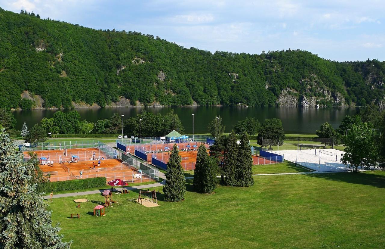 Hotel Vz Merin Buitenkant foto